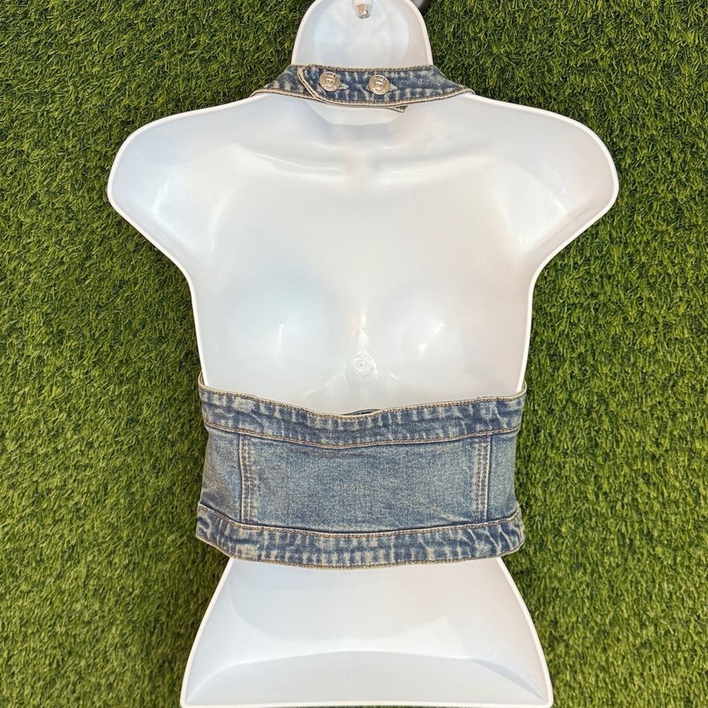 SOLD OUT! REVICE Upper East Side Denim Blue Carrie Vest Halter Crop Top Large - Picture 4 of 9